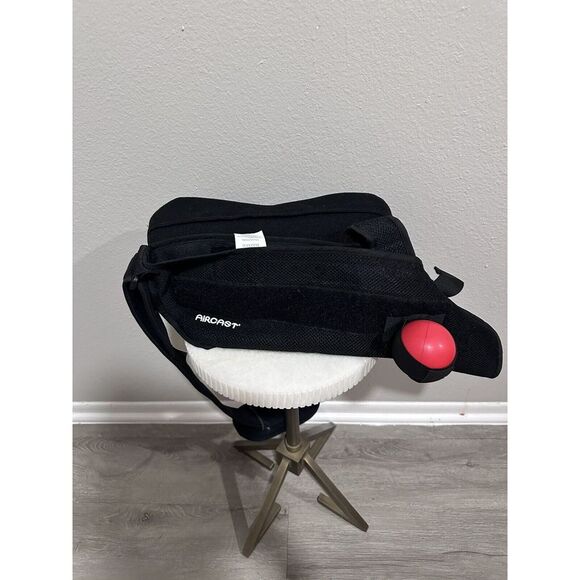 DJO Shoulder Sling Aircast® One Size‎ Fits Most Mesh Fabric Left or Right Arm - Picture 2 of 4